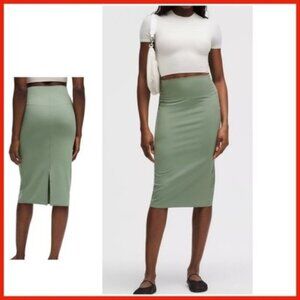 Lululemon Sage Green High Rise Midi Skirt w/ Back Slit – Size 10